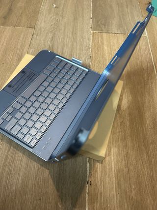 AMZCaSE iPad 10th 2022/A16 11th Generation 2025