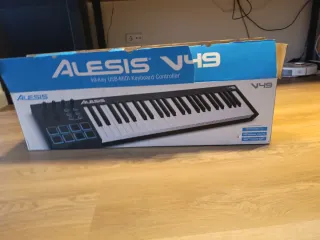 Teclado Alesis V49