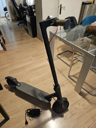 Patinete Eléctrico Xiaomi M365
