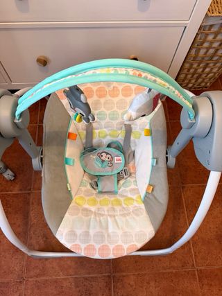 Balanza para bebé con juguetes