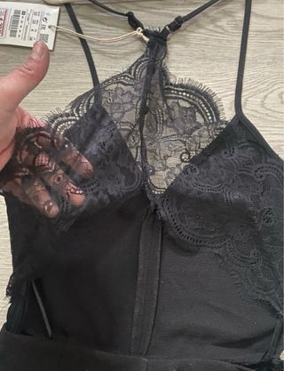 Mono pull and bear Negro Encaje Espalda Talla XS
