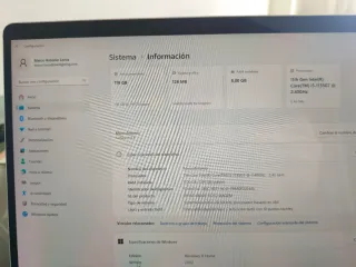 Microsoft Surface Pro 8 + Teclado y Ratón