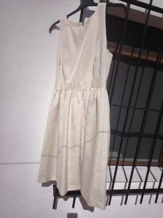 Vestido beige