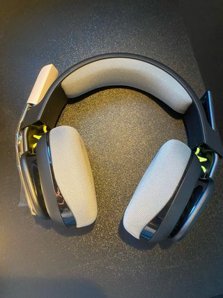 Astro A10 Gaming Headset PS5 PC Mac