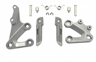 SOPORTE ESTRIBERA DELANTERAS SUZUKI GSXR1000 03-0