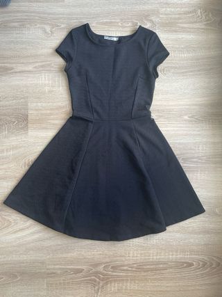 Vestido Negro Bershka