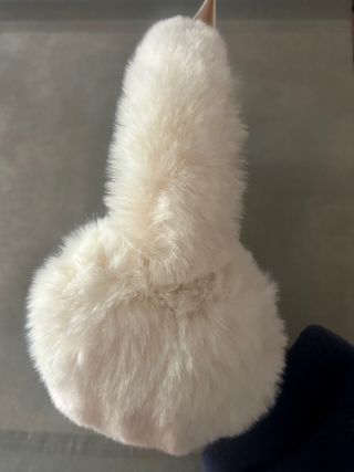 Orejeras de pelo Zara beige/blanco