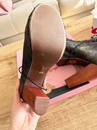 Botines Jeffrey Campbell Pelo Tacón Madera