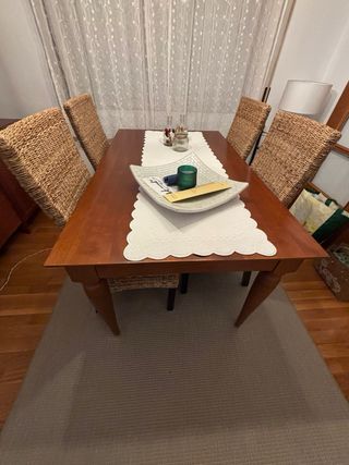 Mesa de comedor de madera extensible con cajones