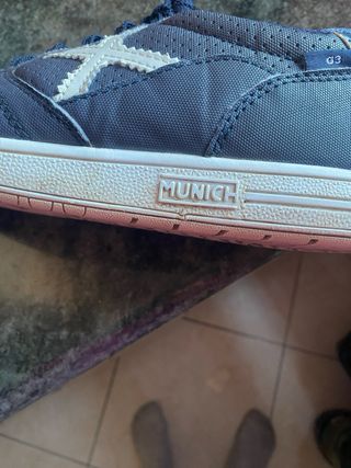 Zapatillas Munich Talla 43
