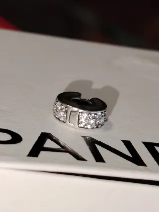 Clip Pandora ferma charm Argento Zirconi Gommini
