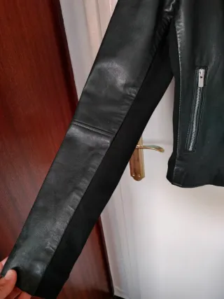 Chaqueta de cuero piel real negra