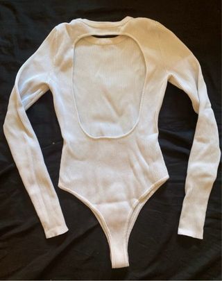 Body Bershka manga larga espalda descubierta