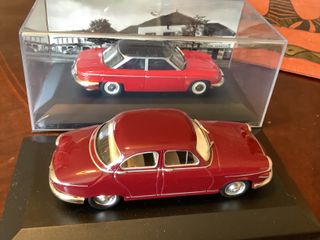 Lote 2 Panhard 1/43 IXO RL17 y 24 CT azul.