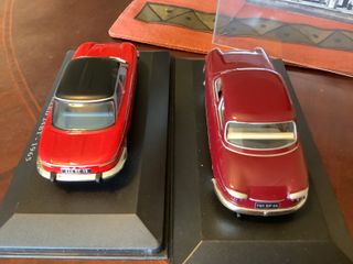 Lote 2 Panhard 1/43 IXO RL17 y 24 CT azul.