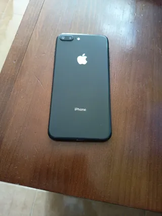 iPhone 8 Plus 64GB Nero