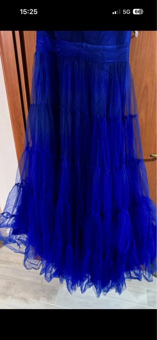 Abito lungo blu elettrico in tulle