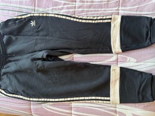 Pantalón chándal Adidas negro