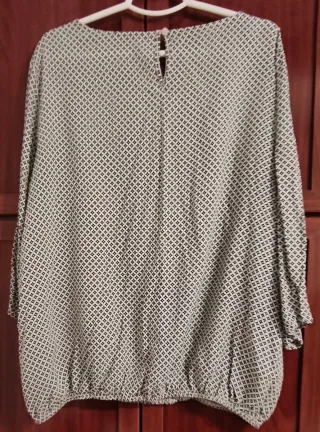 Blusa C&A manga 3/4 con goma