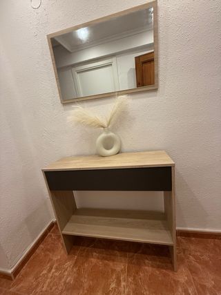 Mobile ingresso in legno e vetro