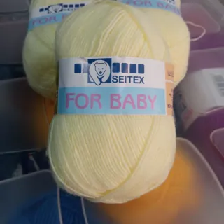 3 Ovillos de lana para bebé