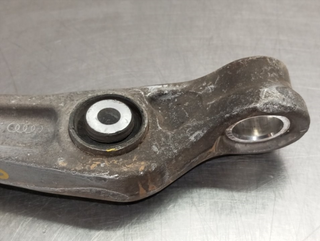 BRAZO SUSPENSION INFERIOR DELANTERO IZQUIERDO AUD