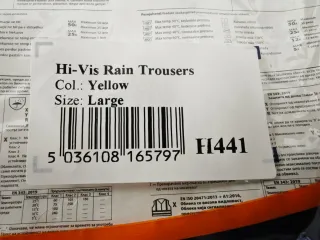Chubasquero y pantalón Portwest amarillo