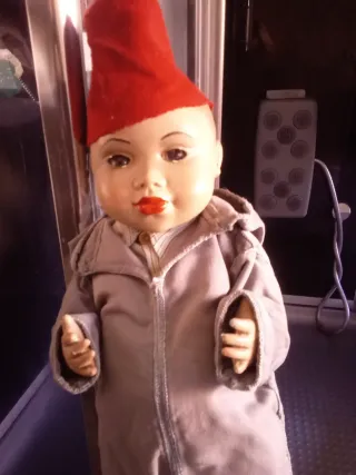 Muñeco porcelana antiguo traje musulmán