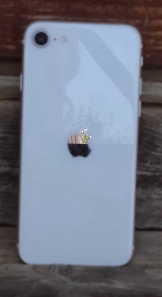 iPhone SE en perfectas condiciones