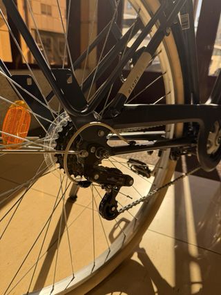 Bicicleta Paseo BTWIN Elops 520