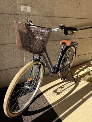 Bicicleta Paseo BTWIN Elops 520