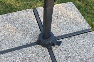 Ombrellone Decentrato 2x3 m in Alluminio con Led