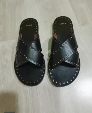 Sandalias MNG Talla 38 Tachuelas Negras