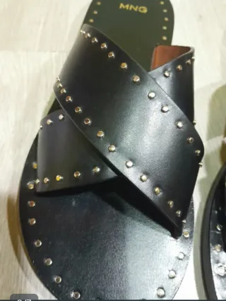 Sandalias MNG Talla 38 Tachuelas Negras