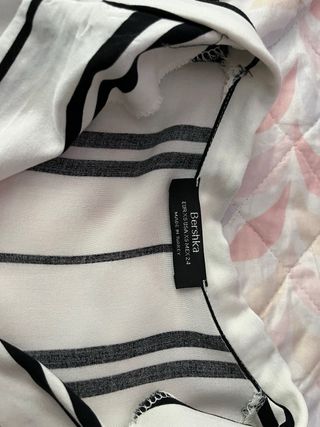 Camisa Bershka Talla XS Rayas Blanco y Negro