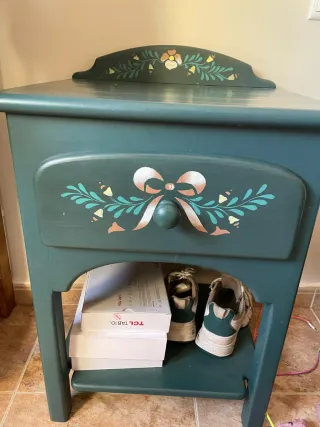 Cabecero de cama pintado a mano