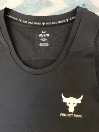 Camiseta Under Armour Project Rock Gris Talla M