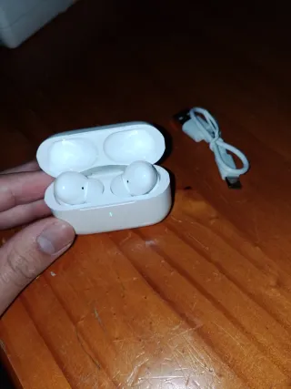 Auriculares bluetooth AirPods Blanco nuevos