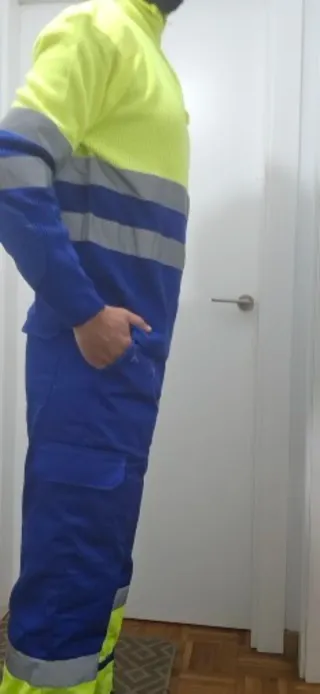 Polo manga larga +pantalón sin estrenar