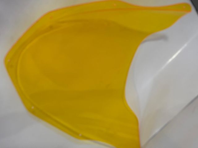 Parabrisas MRA Amarillo Aprilia RS 80