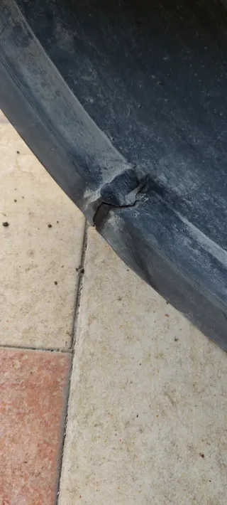 Cerchio Mercedes AMG con graffio