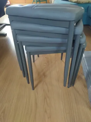 4 Sillas Grises Plegables