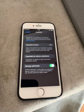 iPhone 7 32GB Plata. Estéticamente como nuevo.