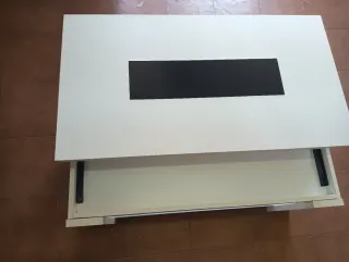 Mesa centro elevable blanca y negra