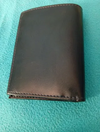 Cartera Sculpture Homme Negra NUEVA