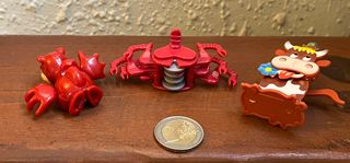 3 FIGURAS KINDER CASTOR CANGREJO Y VACA