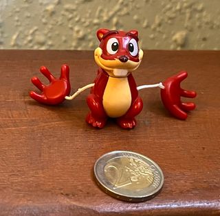 3 FIGURAS KINDER CASTOR CANGREJO Y VACA