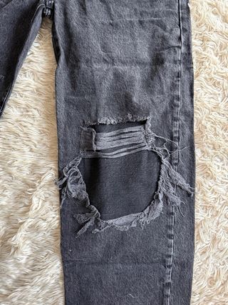 Pantalón ancho Pull&Bear negro roto