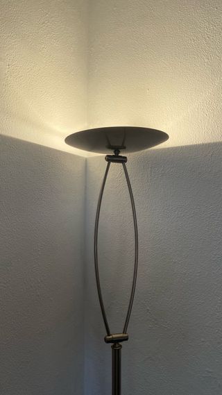 Lámpara de pie moderna