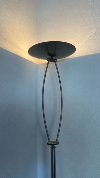 Lámpara de pie moderna